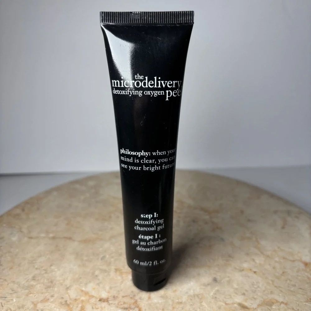 Philosophy Microdelivery Detoxifying Oxygen Peel 2oz Black Charcoal Gel Step 1